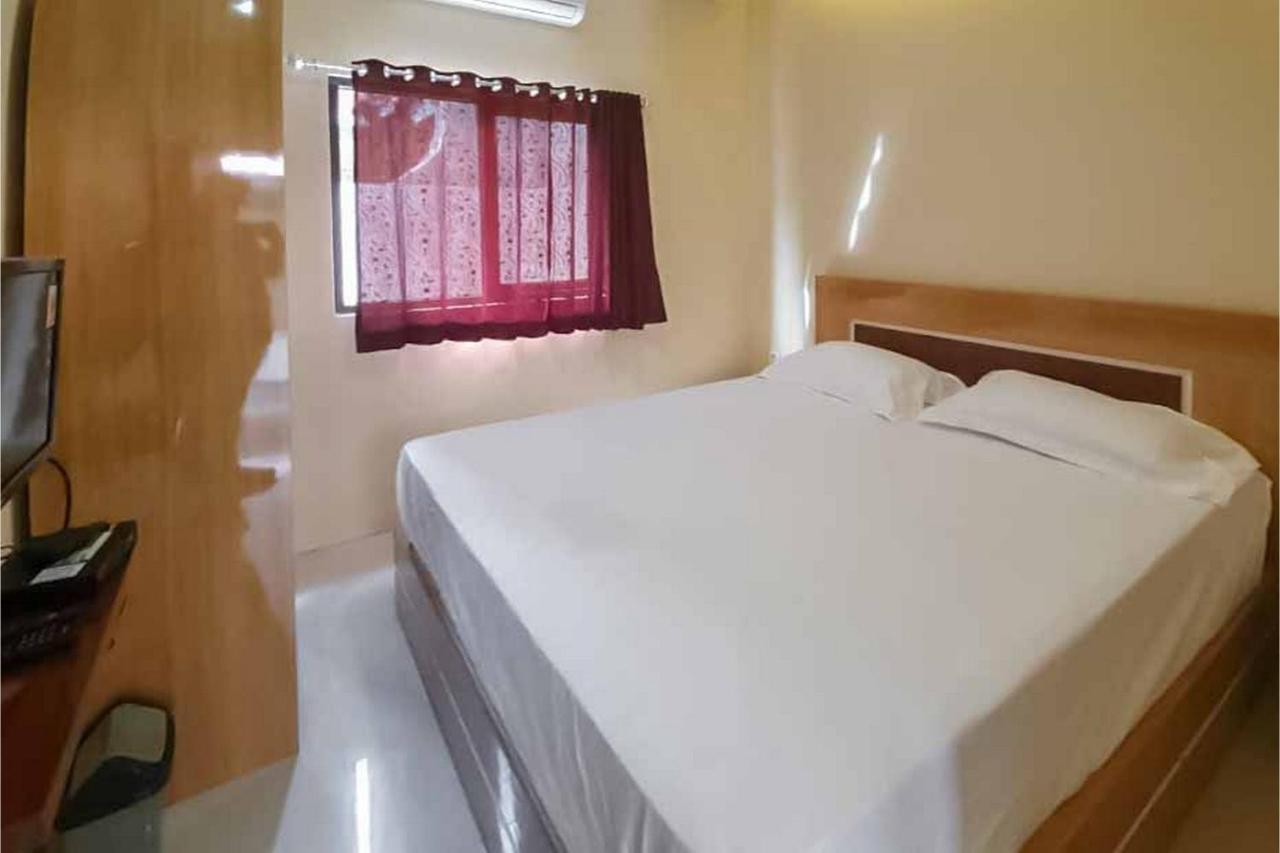Jatiwangi Syariah Guest House Mitra Reddoorz Majalengka Buitenkant foto