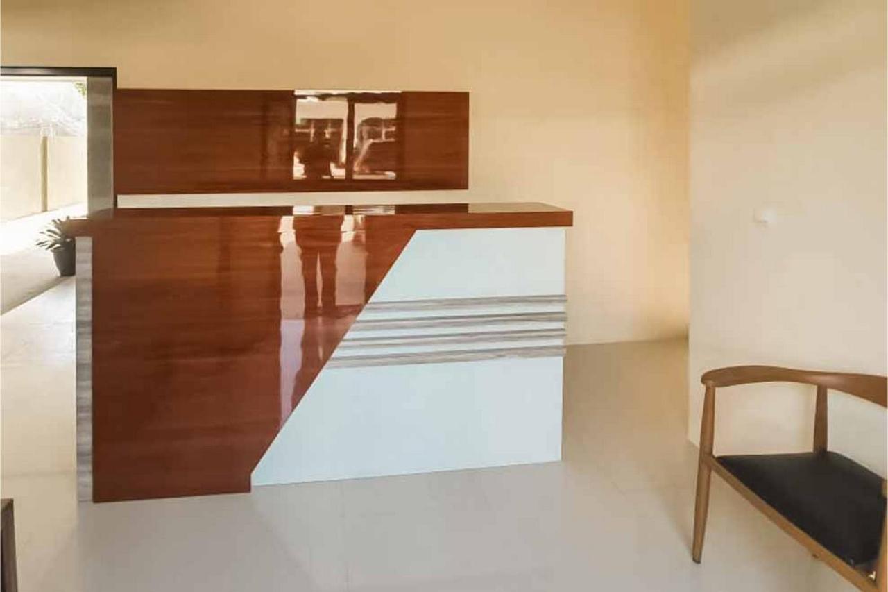 Jatiwangi Syariah Guest House Mitra Reddoorz Majalengka Buitenkant foto